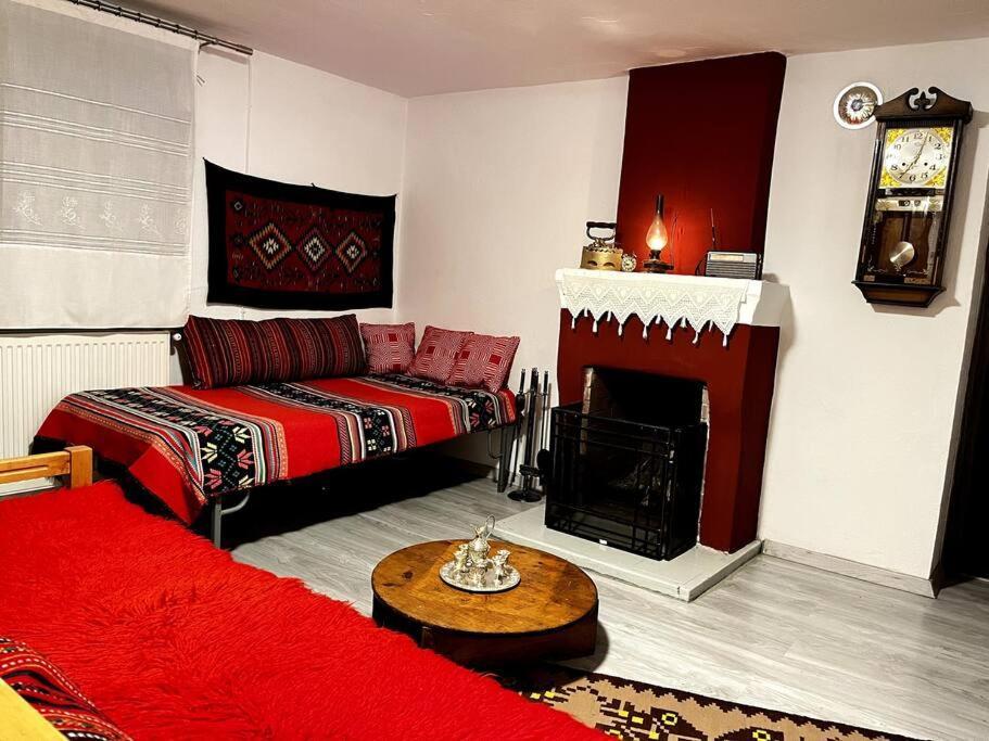 Traditional House "Plystario" Arnaia Zewnętrze zdjęcie